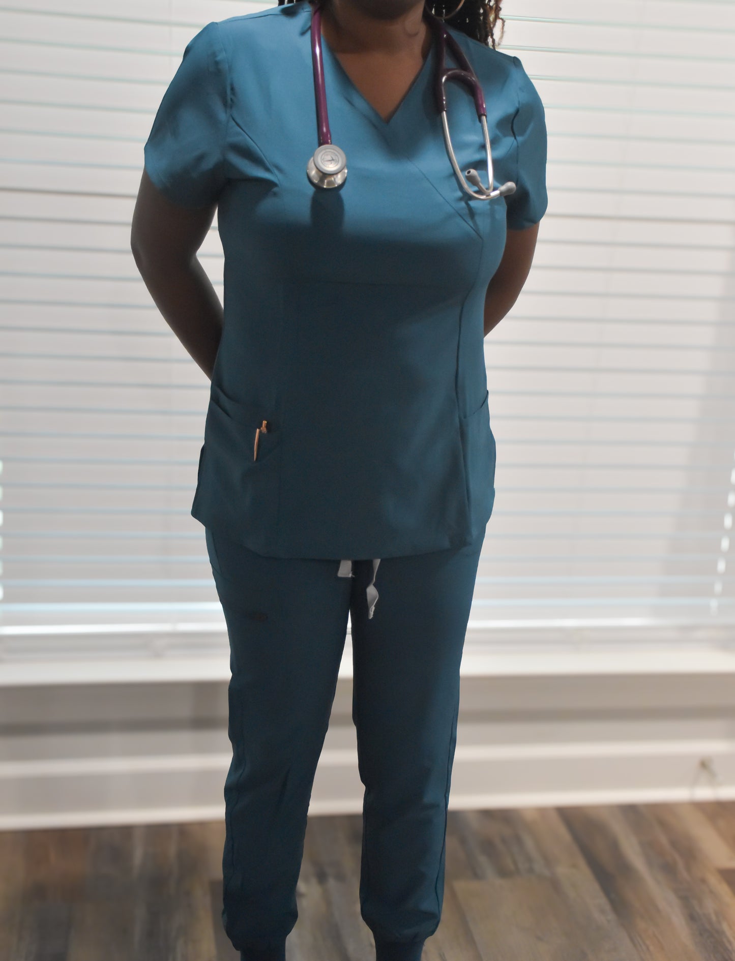 Women's 5-Pocket Medical Uniform Jogger Scrub Set