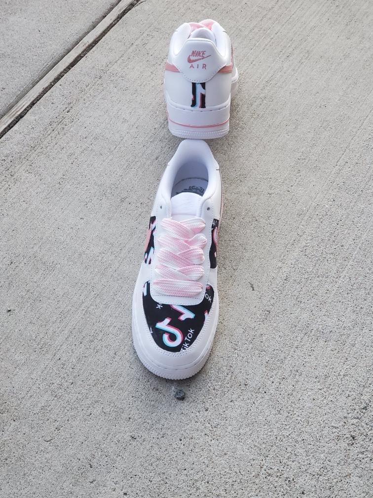TikTok Pinks AIR FORCE 1 (AF-1)