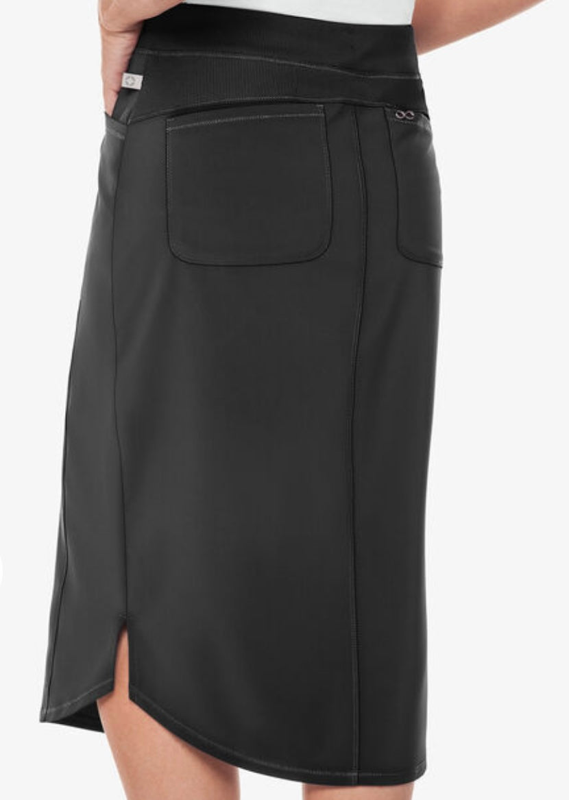 Cherokee Infinity Women's 5-Pocket Stretch Cargo Scrub Skirt With Drawstring