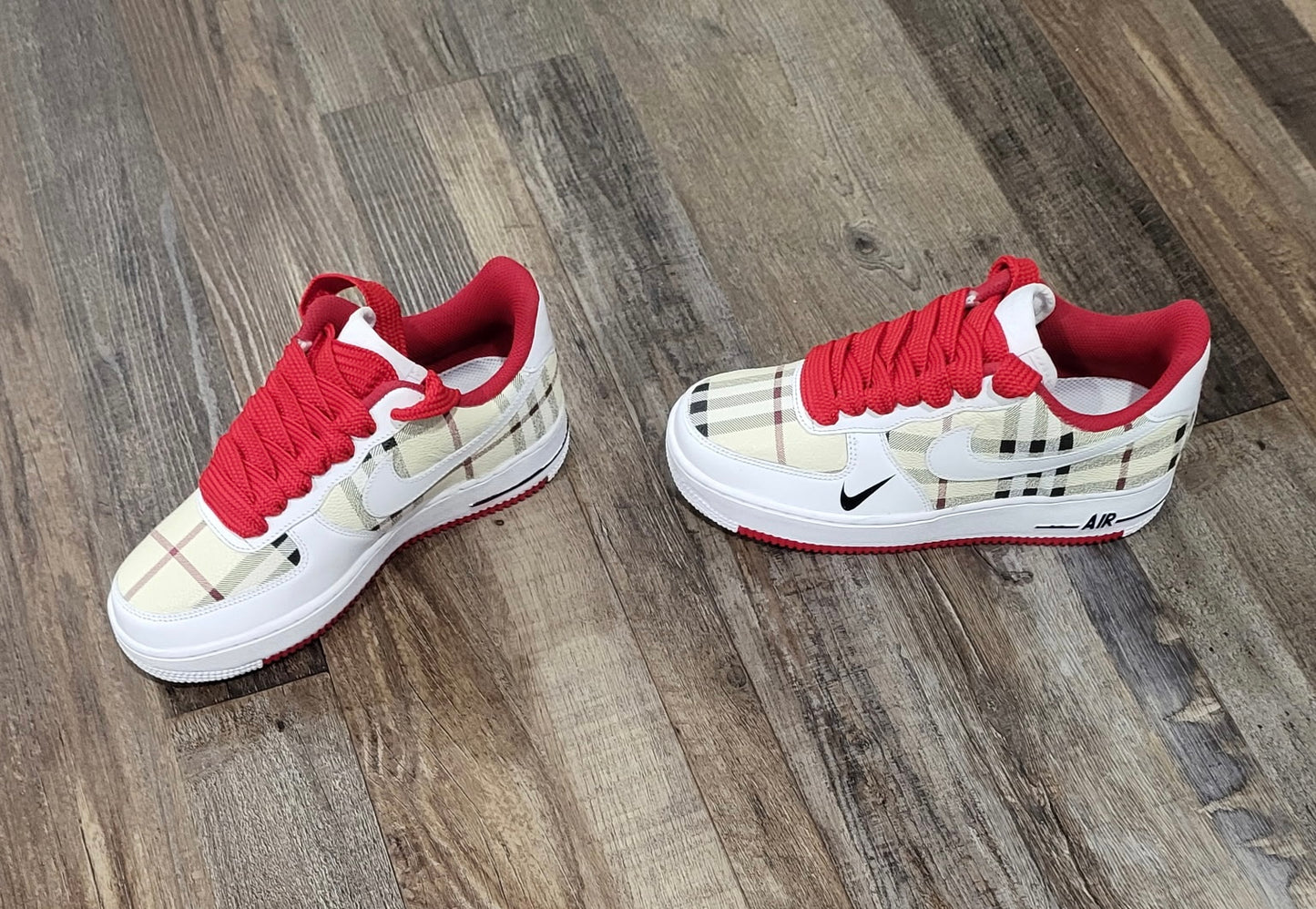 Forever Red AIR FORCE 1 (AF-1)