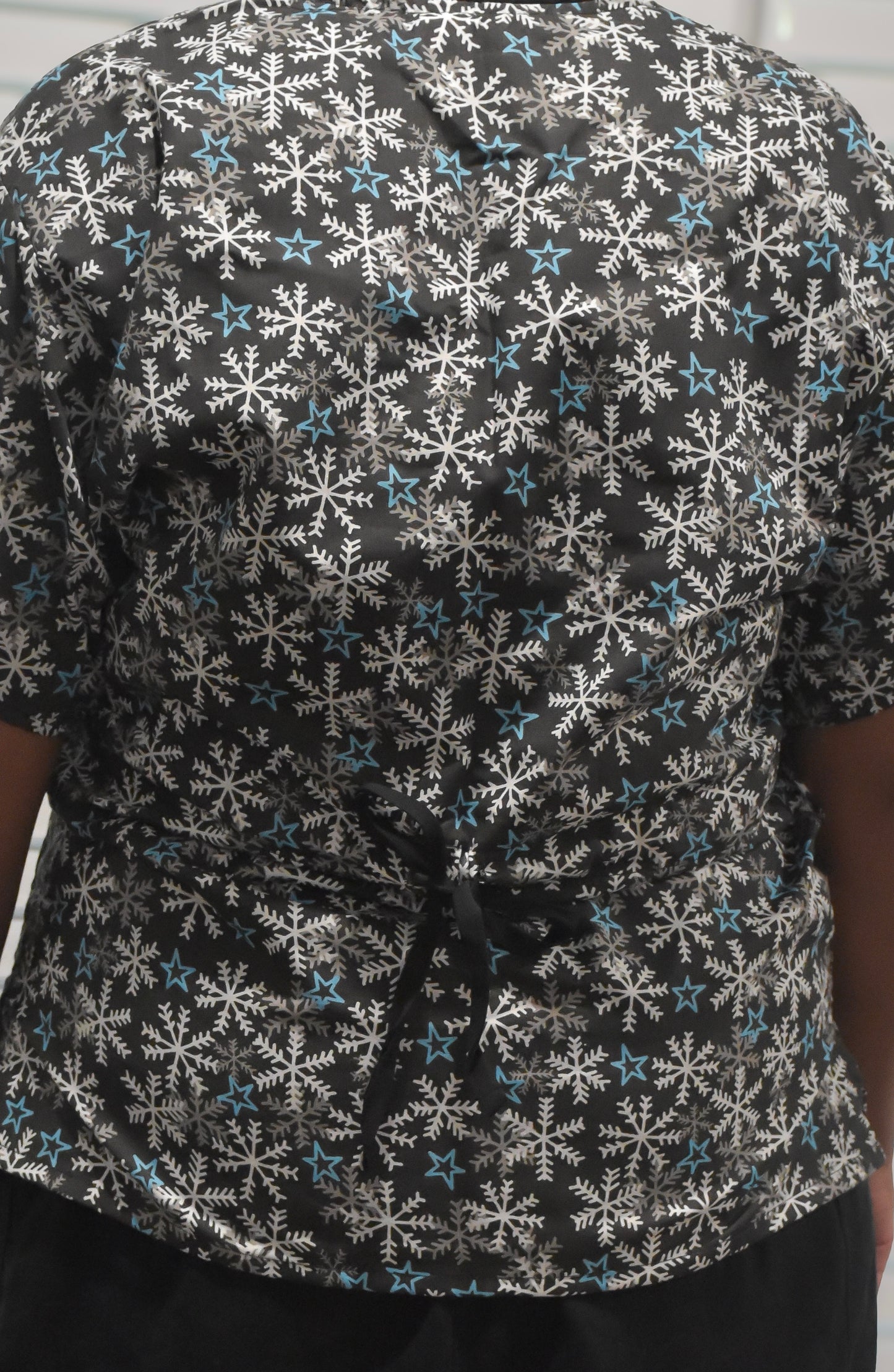 Star & Snow Printed Top Mock Wrap With Black Piping Half Sleeve - 3 Pocket